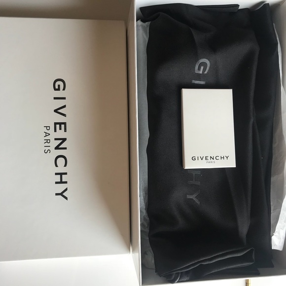 Givenchy Boxing Sneakers EU37 - Picture 3 of 5